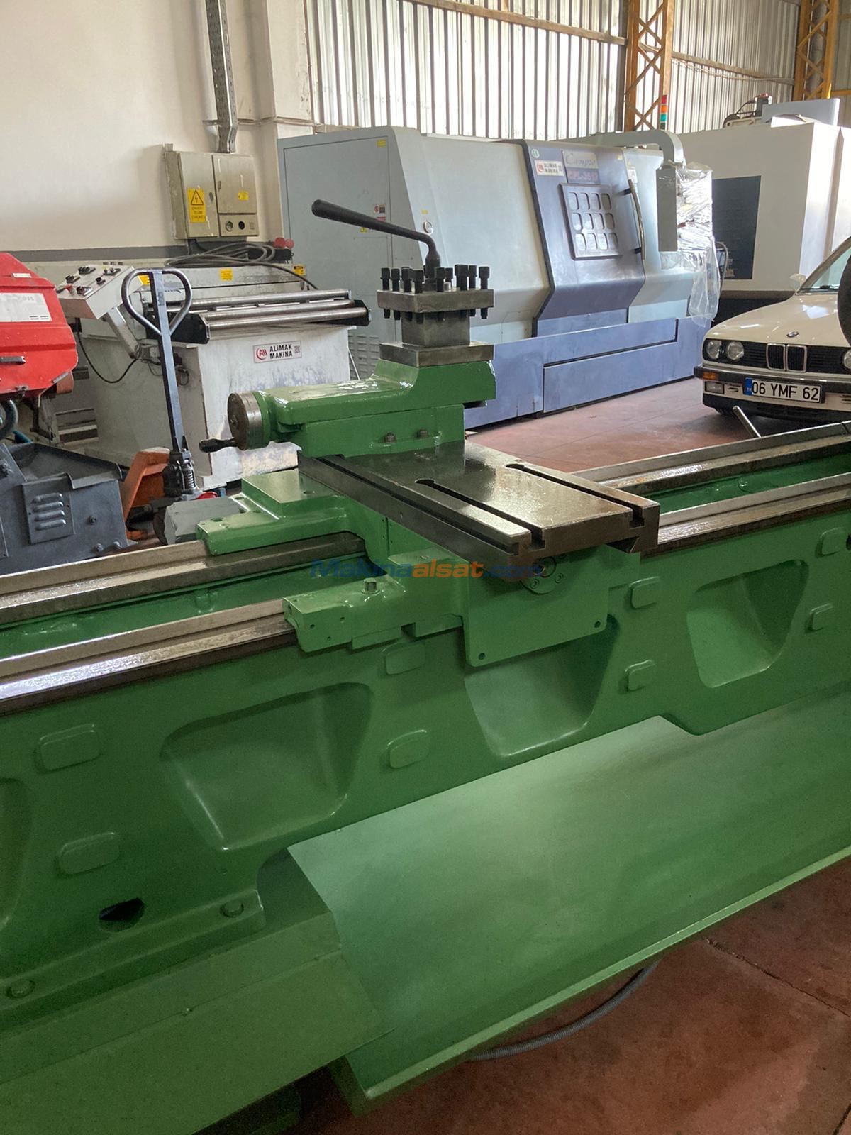 SN 71 3 METRE TEZSAN TOS TORNA Used Centre Lathe machine for sale