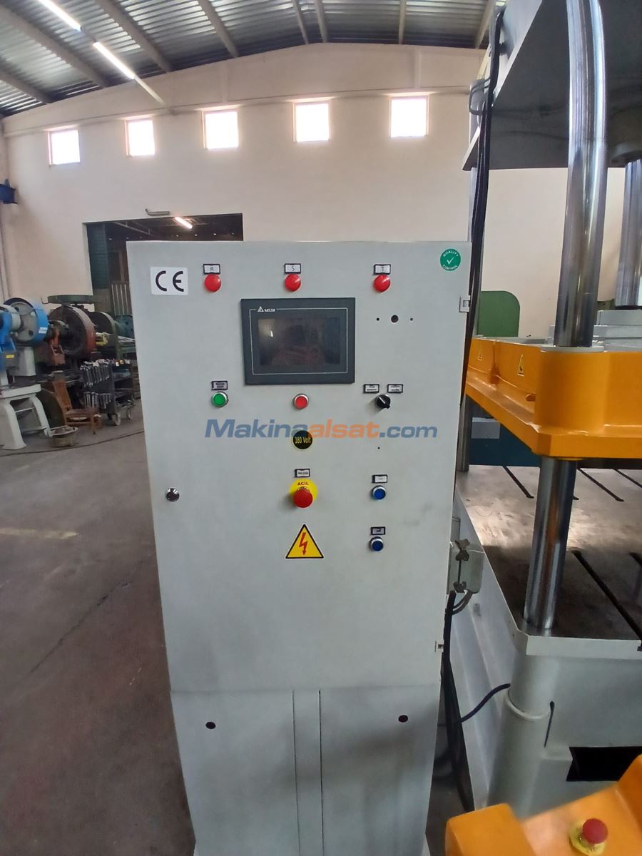 TOMRUK 140 TON HİDROLİK PRES