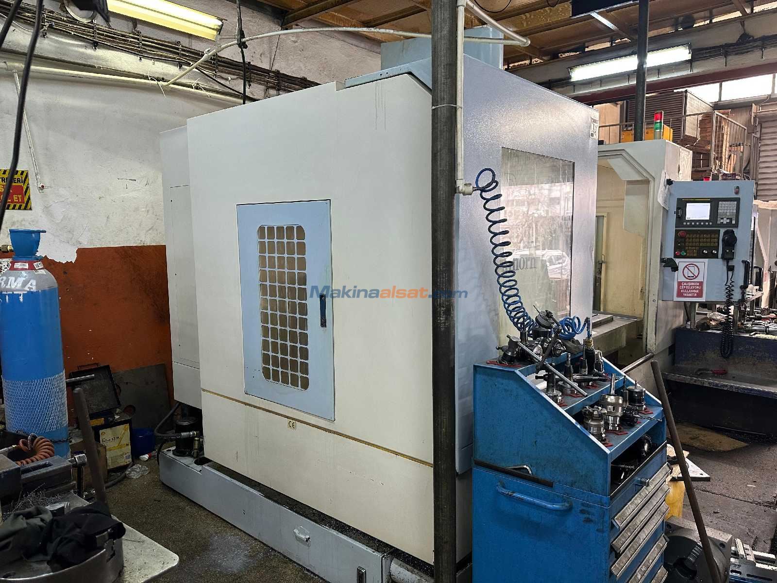 TWINHORN VP1100 KUTU KIZAKLI FANUC KONTROLLÜ DİK İŞLEM