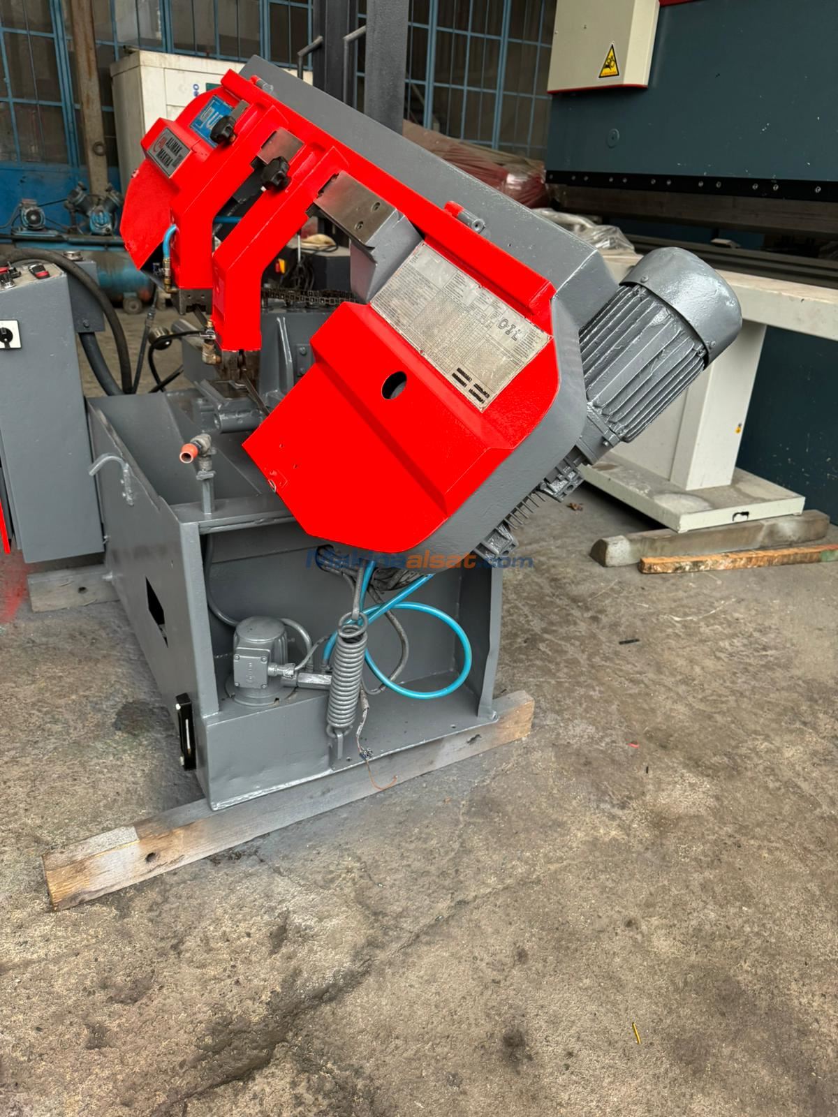 UZAY 280 TAM OTOMATİK ŞERİT TESTERE