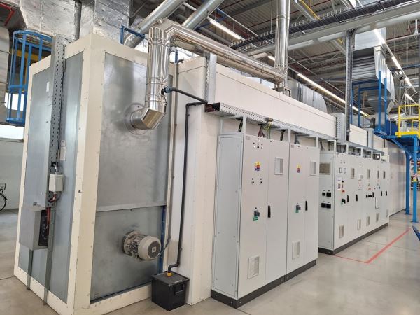 Varnishing line EKOL