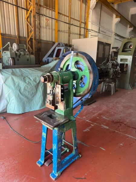 15 TON EKSANTRİK PRES TE