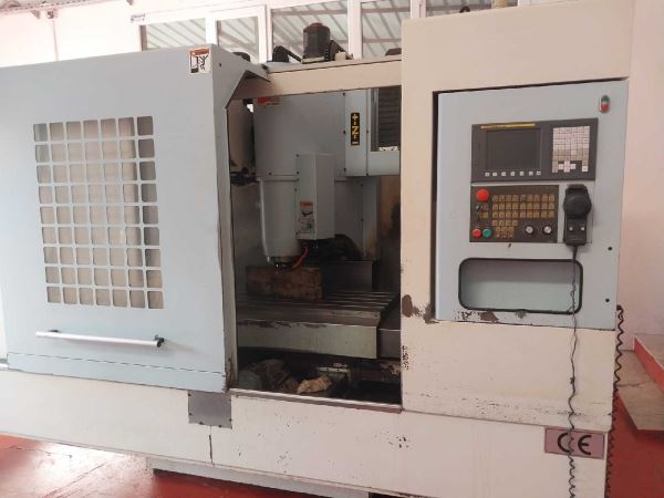 VP1100 TWINHORN DİK İŞLEM MERKEZİ
