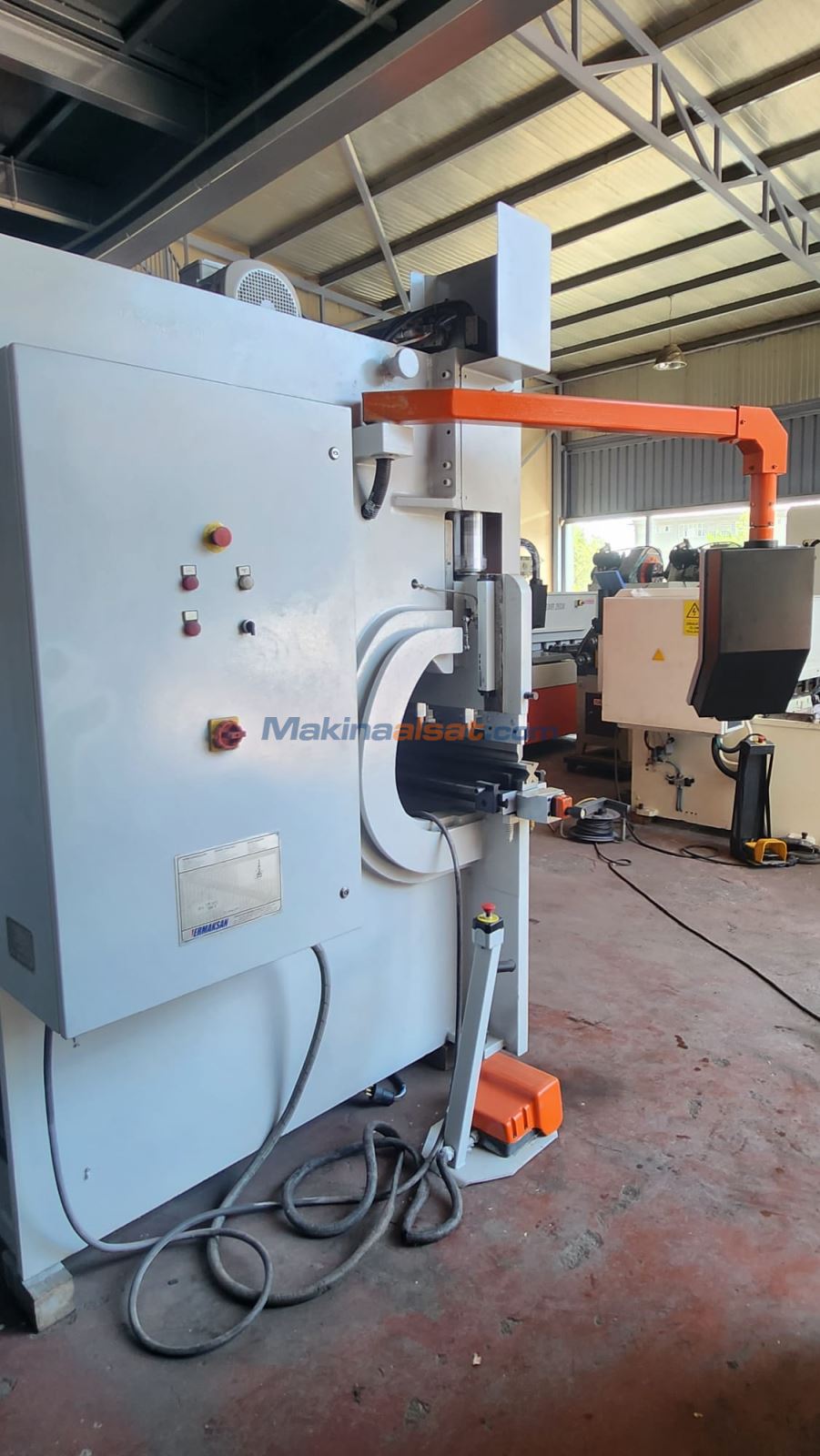 2006 MODEL ERMAKSAN 2600 X 80 TON 3 EKSEN CNC ABKANT PRES