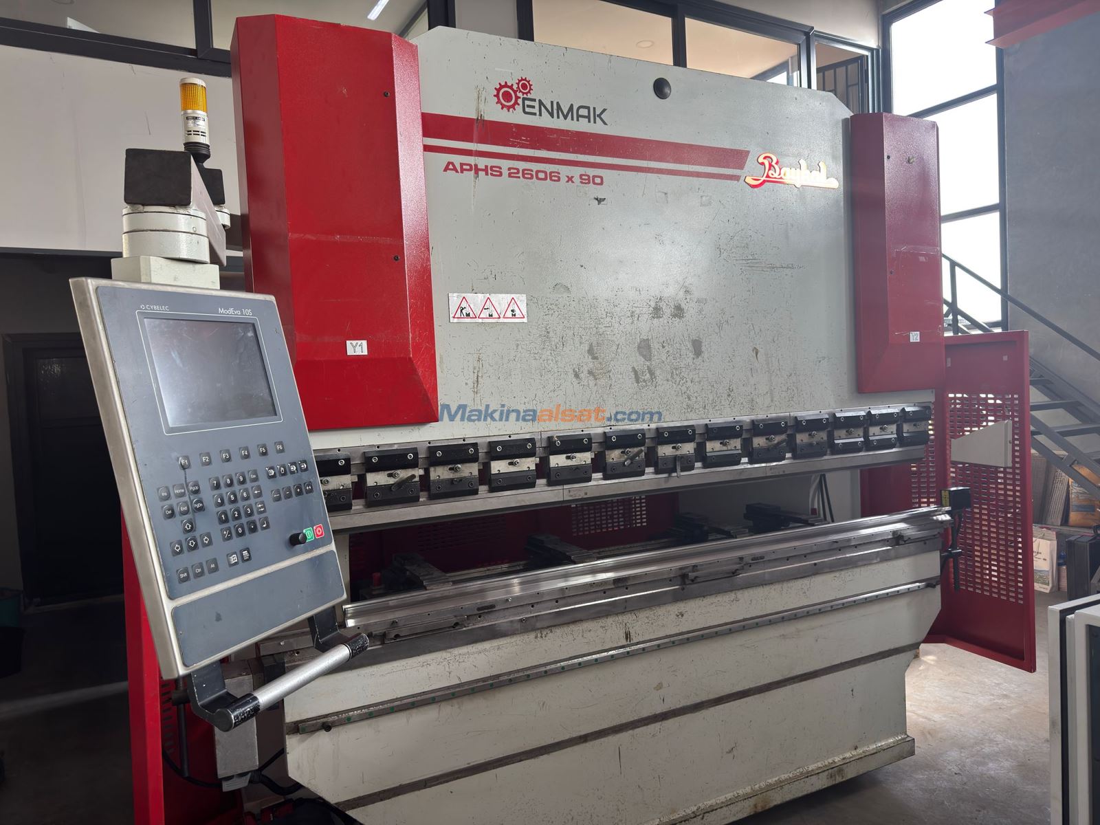 2600 x 90 TON BAYKAL CNC ABKANT PRES