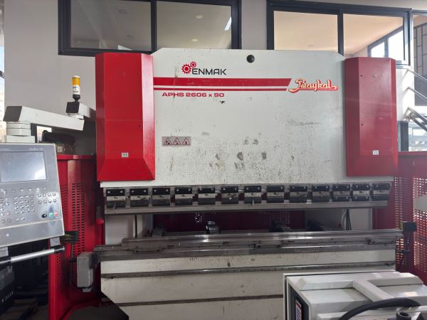 2600 x 90 TON BAYKAL CNC ABKANT PRES