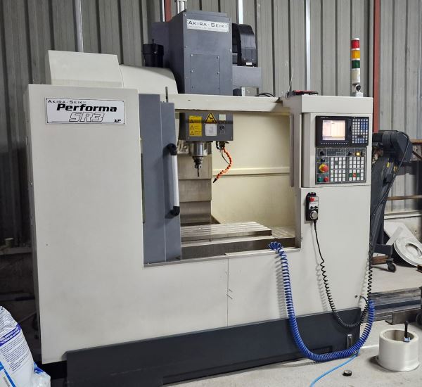 Akira Seiki SR3 XP CNC Dik İşlem