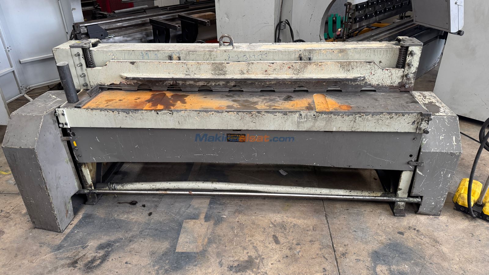 BAYKAL 2 METRE 2 MM GİYOTİN MAKAS