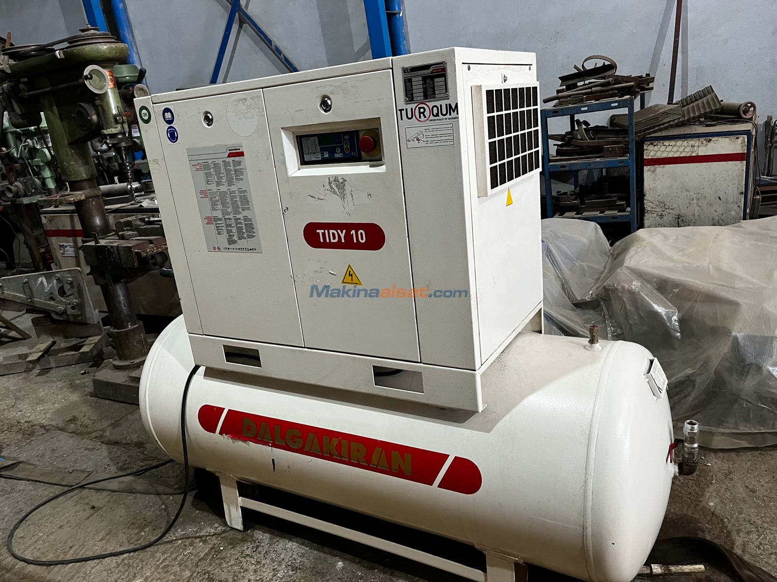 DALGAKIRAN 7.5 kw VİDALI KOMPRESÖR SET