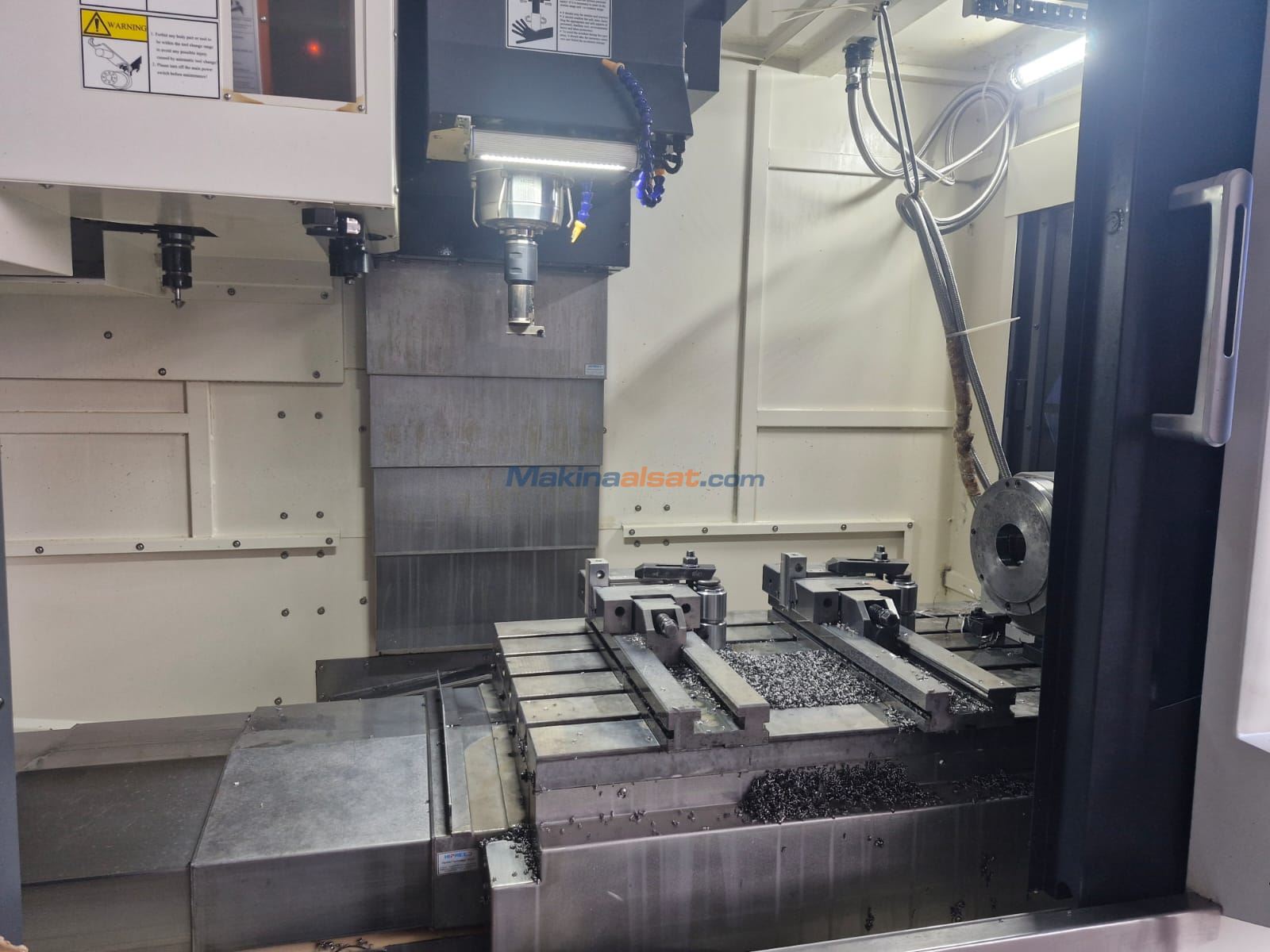 Deed V1166L Divizörlu CNC Dik İşleme Merkezi
