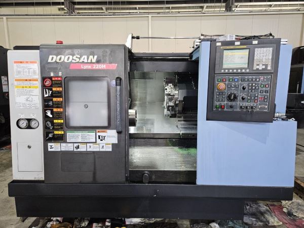 Doosan LYNX220MA C Eksen ( 2013 ) CNC Torna