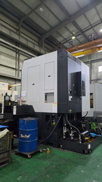 Doosan VT900M (2022) C Eksenli CNC Dik Torna