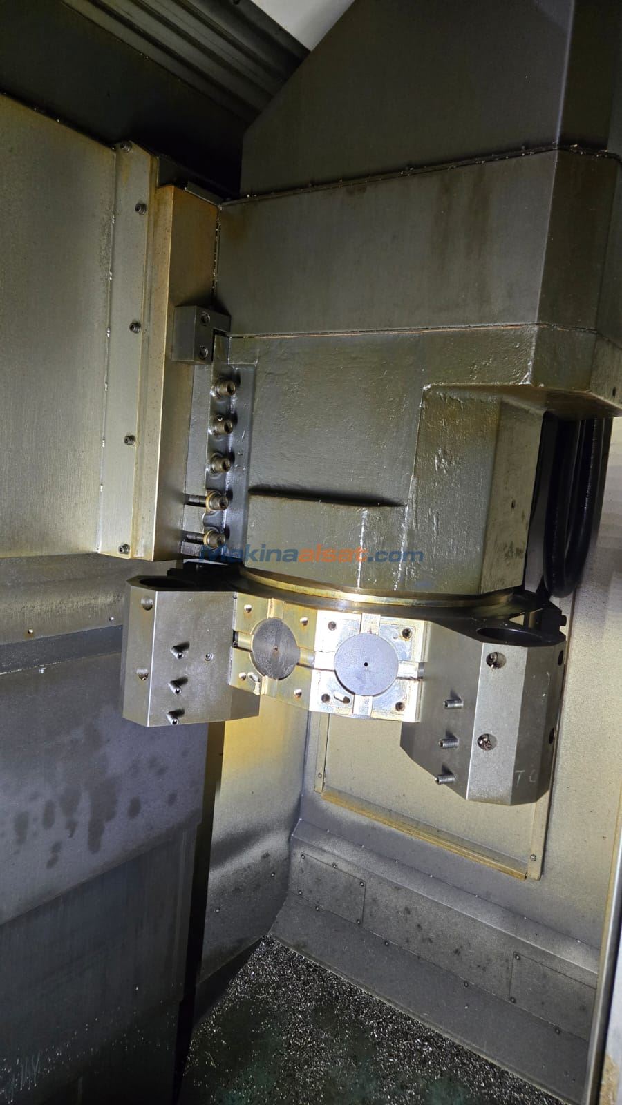 Doosan VT900M (2022) C Eksenli CNC Dik Torna