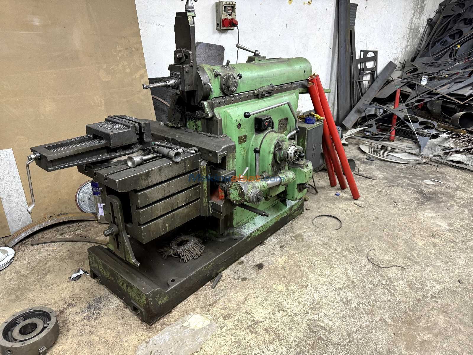 Eksiksiz Torna ve Kaynak Atölyesi