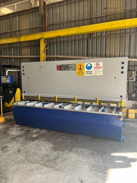 ELMALI  EHGM 12x3100mm NC HİDROLİK ​GİYOTİN MAKAS