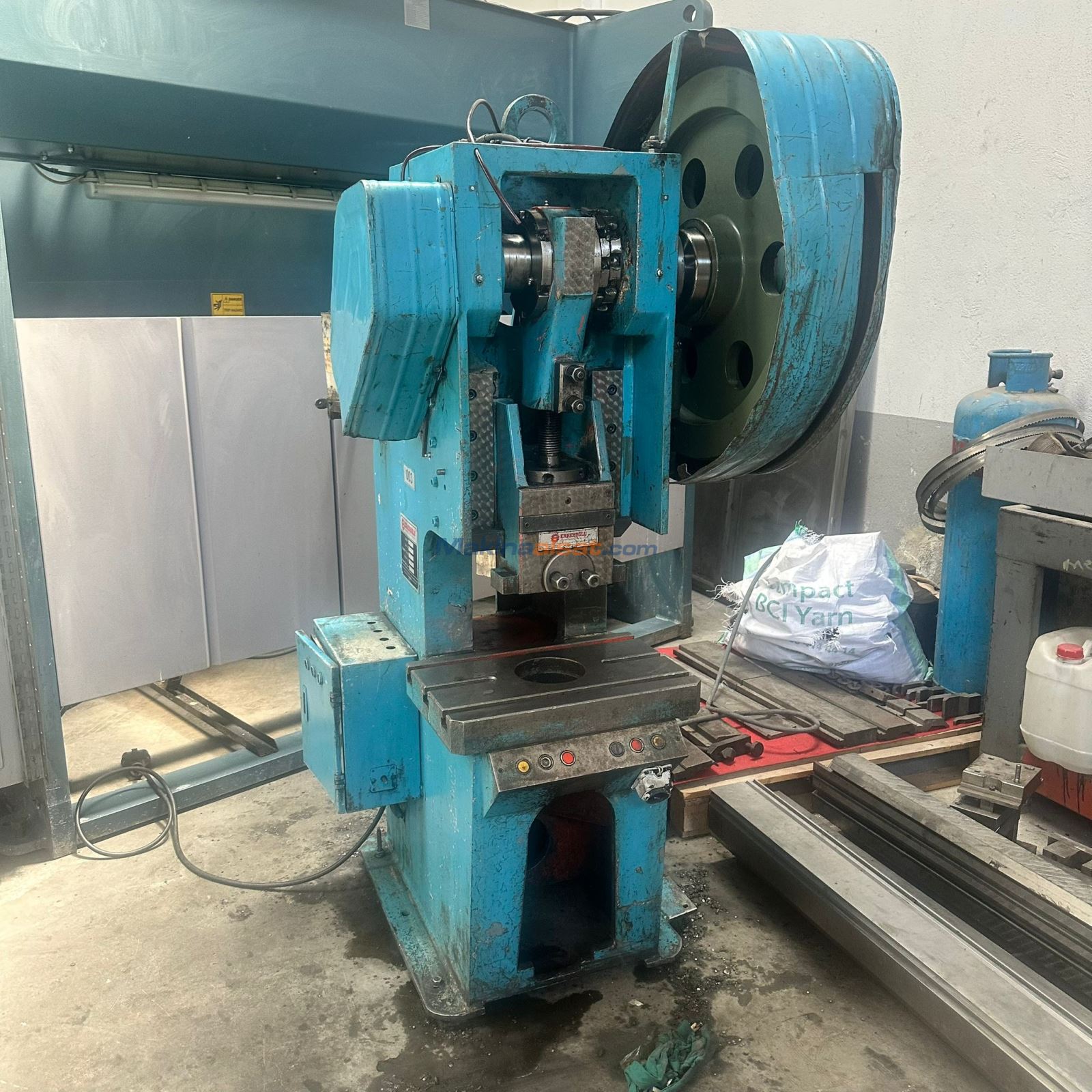 ERKEKOĞLU MARKA 30 TON ÇELİK GÖVDE EKSANTRİK PRES
