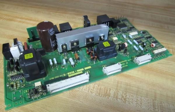 FANUC A16B-2202-0421/14I SERVO DRIVE CONTROL BOARD (7-3)