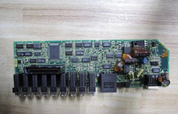 FANUC A20B-2001-0933/06B BOARD (7-3)