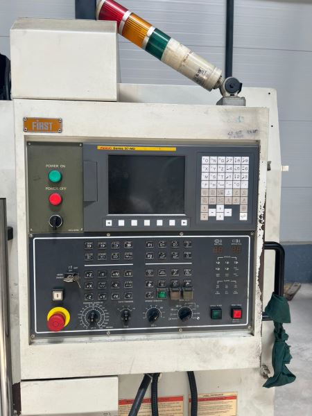 First MCV-1000 CNC Dik İşleme Merkezi