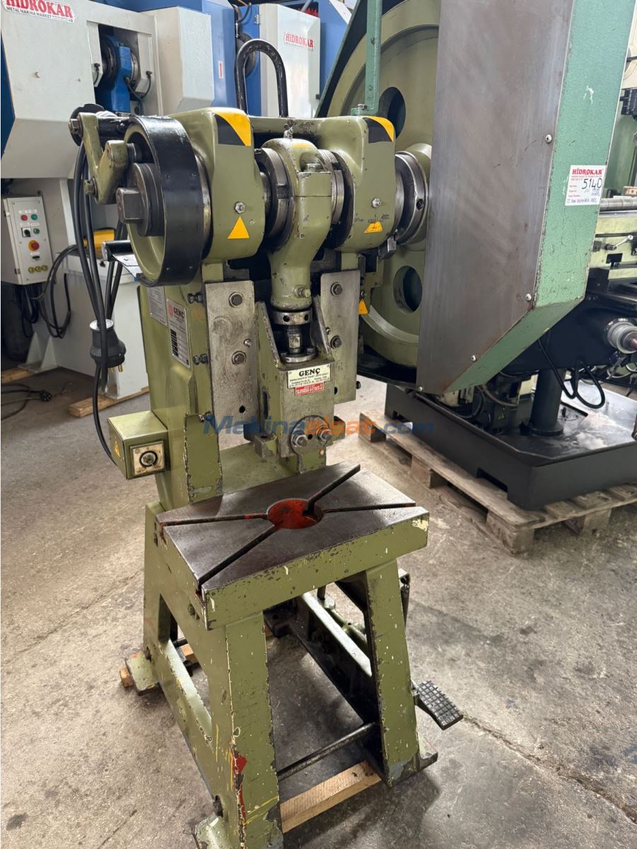 GENÇ 15 TON 1999 MODEL ÇOK TEMİZ EKSANTRİK PRES
