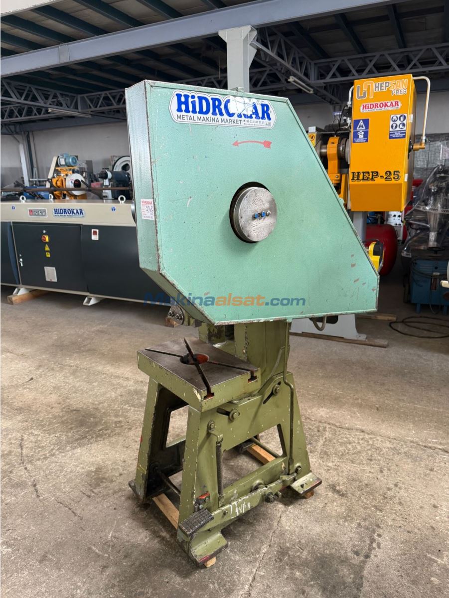 GENÇ 15 TON 1999 MODEL ÇOK TEMİZ EKSANTRİK PRES