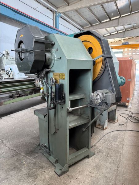HİCO 40 TON PNÖMATİK PEDALLI EKSANTRİK PRES