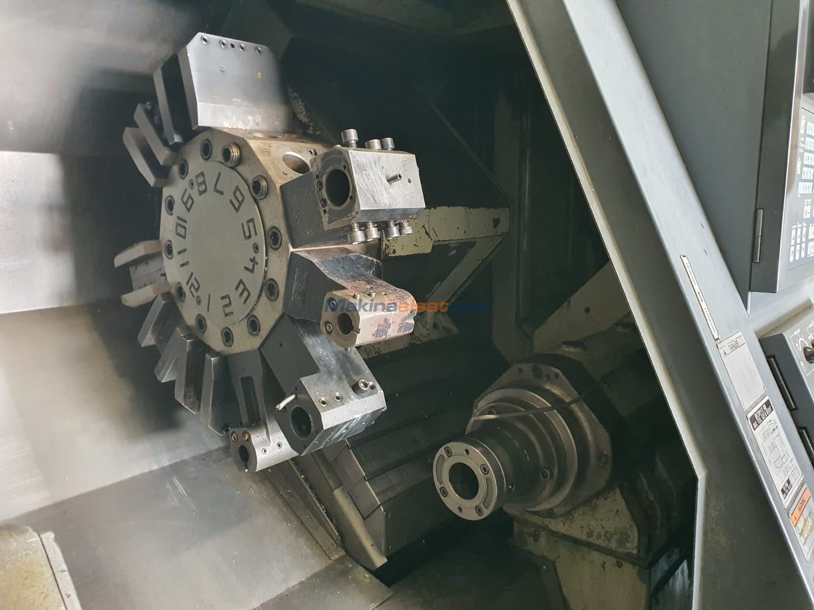 MAZAK SQT 200 MSY CNC TORNA