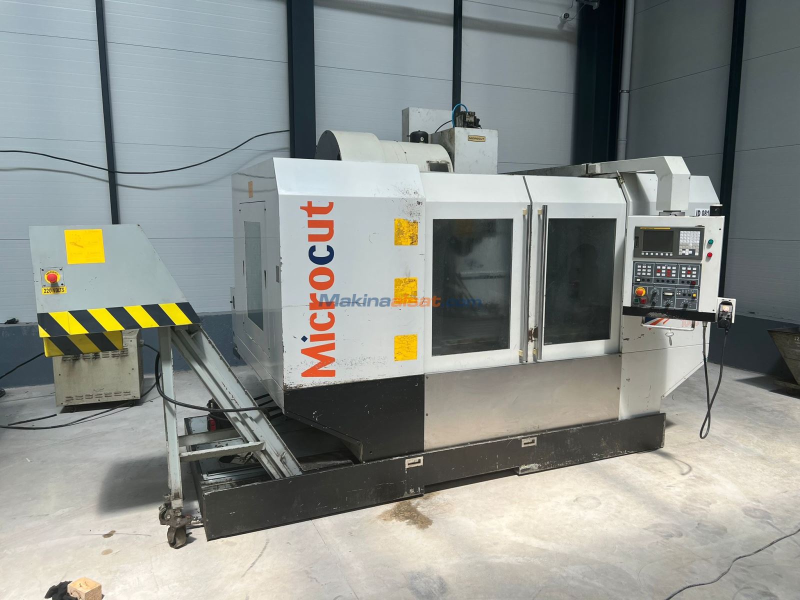 (KK 5 Taksit) Microcut VM-1000 CNC Dik İşleme Merkezi