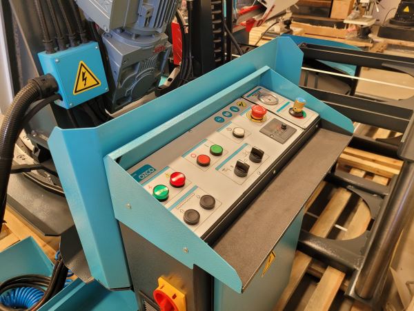 OZCO TS420M Yarı Otomatik Açılı Kesim Şerit Testere