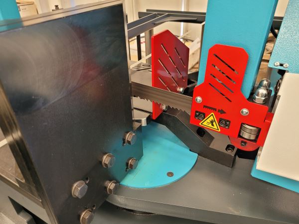 OZCO TS420M Yarı Otomatik Açılı Kesim Şerit Testere