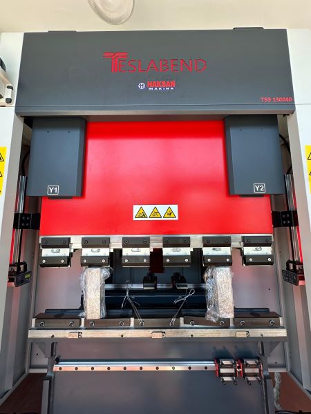 TESLAMAK TSB 1300 MM x 40TON 4 EKSEN CNC HİDROLİK ABKANT PRES
