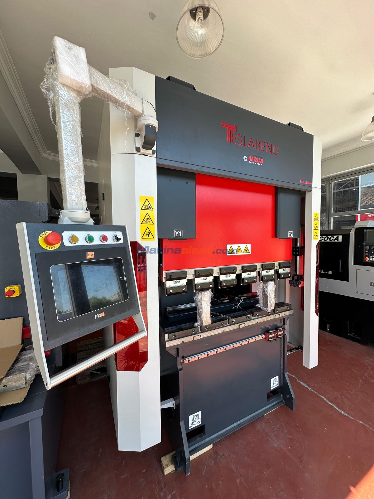 TESLAMAK TSB 1300 MM x 40TON 4 EKSEN CNC HİDROLİK ABKANT PRES