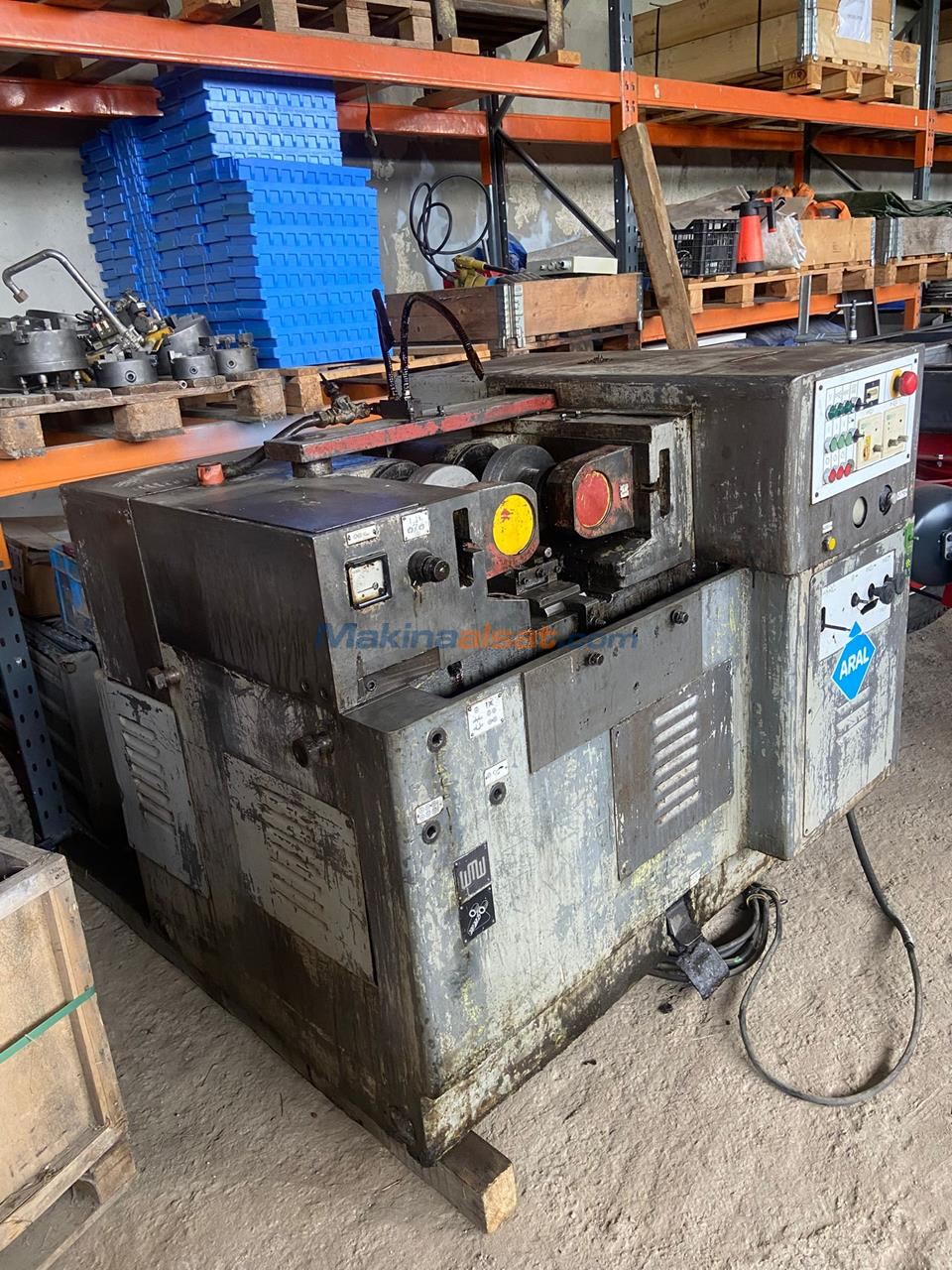Thread rolling machine VEB UPW 25.1