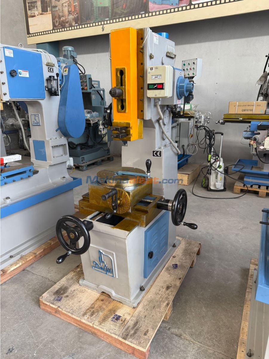 Satılık ikinci el YAKATO YKT - 250 D AĞIR TİP DİK PLANYA ŞAPİNG