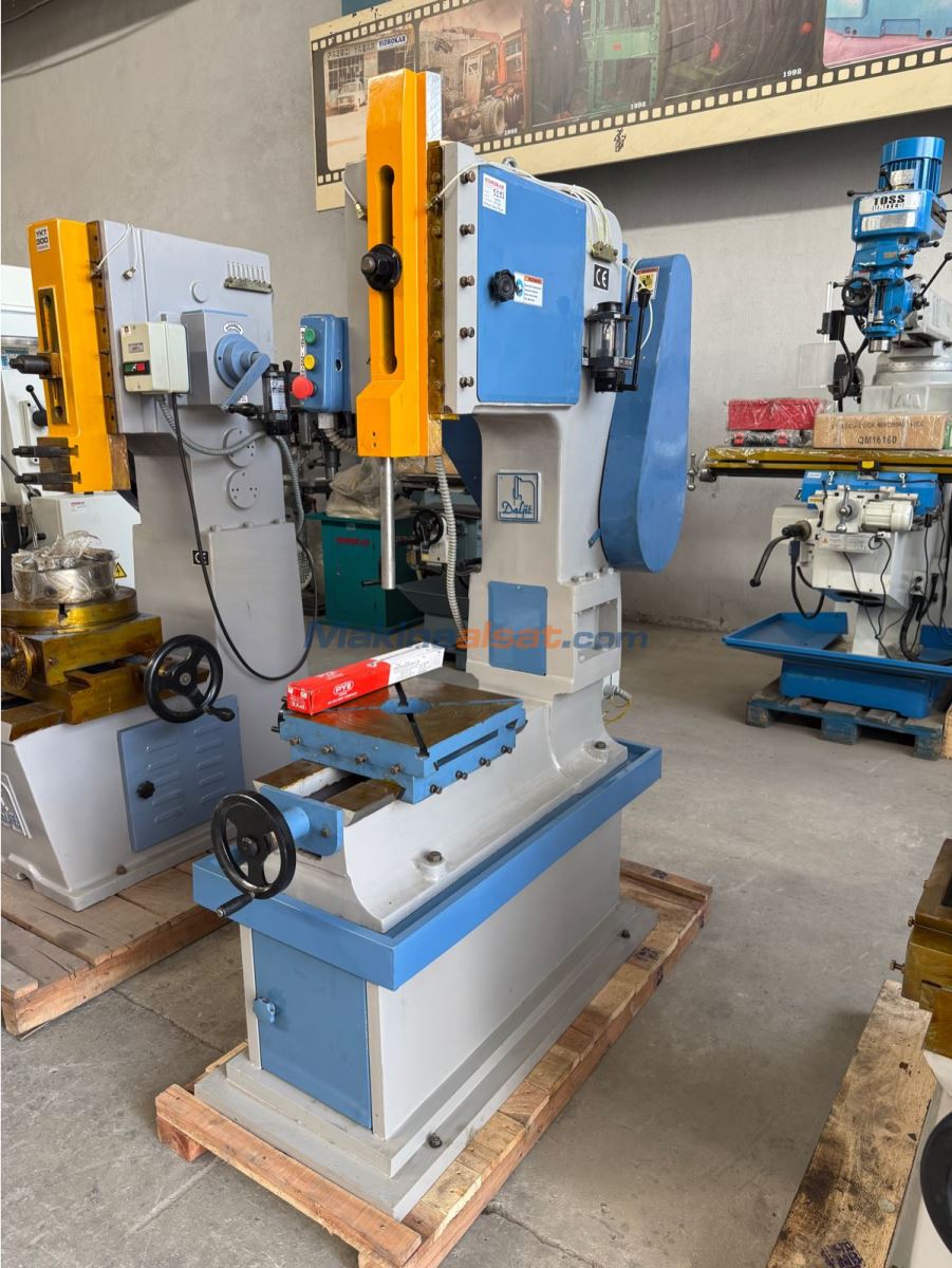 Satılık ikinci el YAKATO YKT -300 DİK PLANYA ŞAPİNG Dik Planya