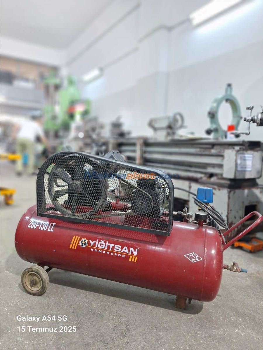YİĞİTSAN 130 LT 8 BAR KOMPRESÖR