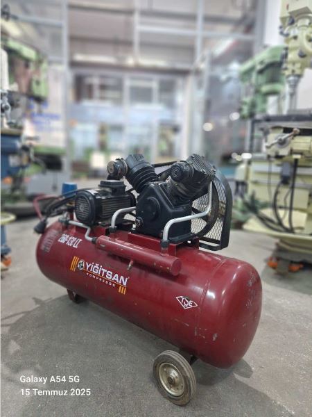 YİĞİTSAN 130 LT 8 BAR KOMPRESÖR