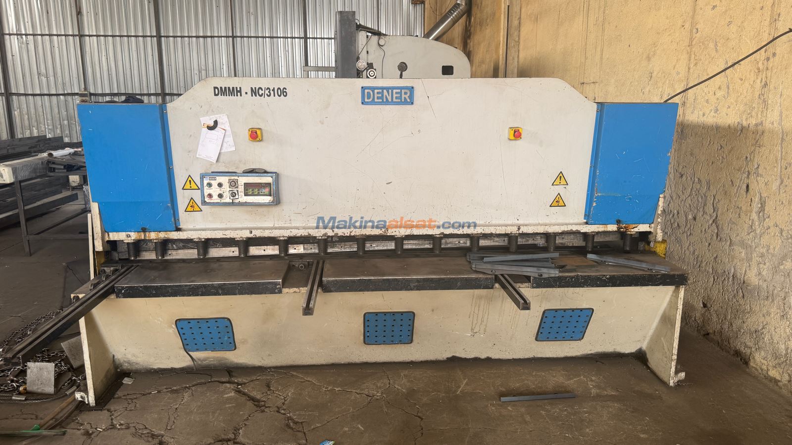 3 METRE 6 MM HİDROLİK GİYOTİN MAKAS (TAKAS OLUR)