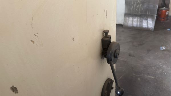3 METRE 6 MM HİDROLİK GİYOTİN MAKAS (TAKAS OLUR)