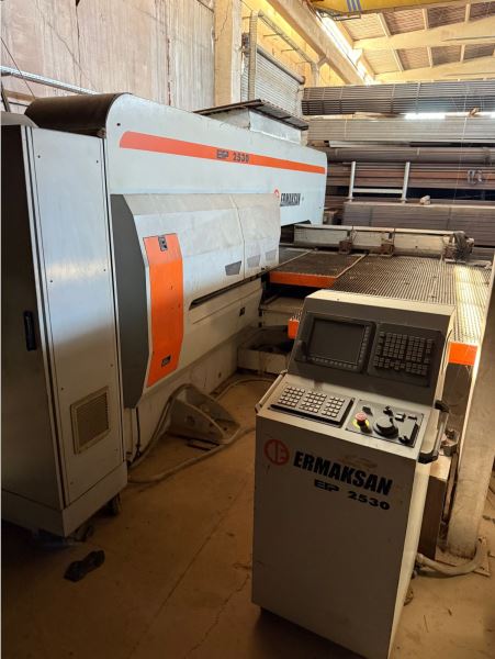 30 Ton 33 İstasyon Taretli Punch Pres
