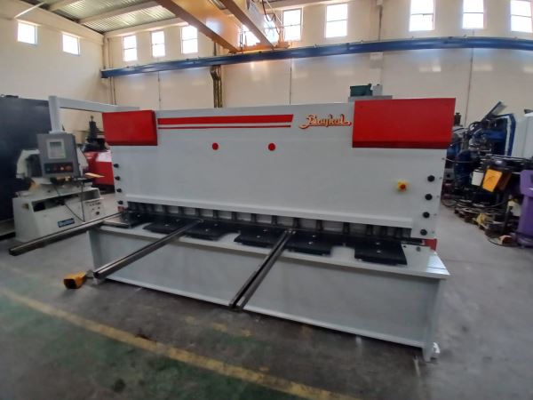 BAYKAL 3 METRE 6 MM CNC HİDROLİK MAKAS