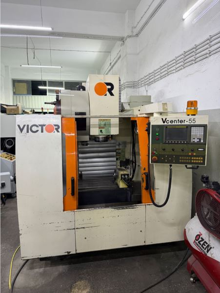 VİCTOR TAİWAN FANUC 4.EKSENLİ CNC DİK İŞLEME MERKEZİ