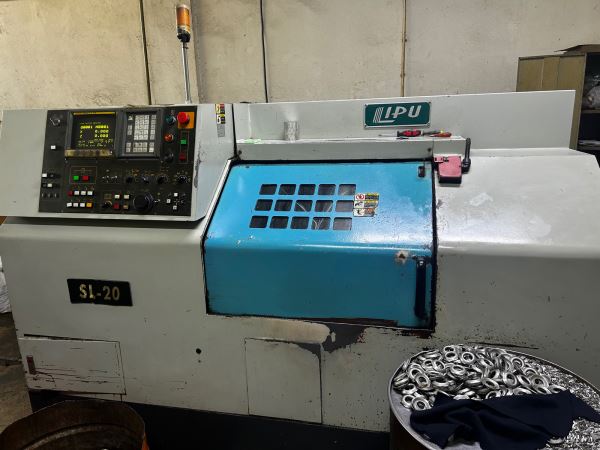 Yang CNC Torna