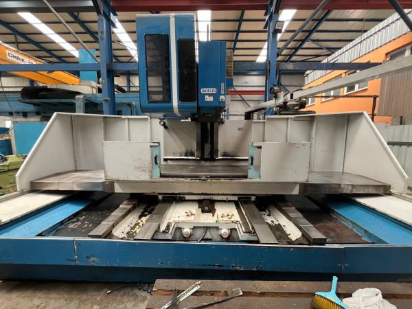 Dahlih MCV-2100 CNC Dikey İşleme Merkezi