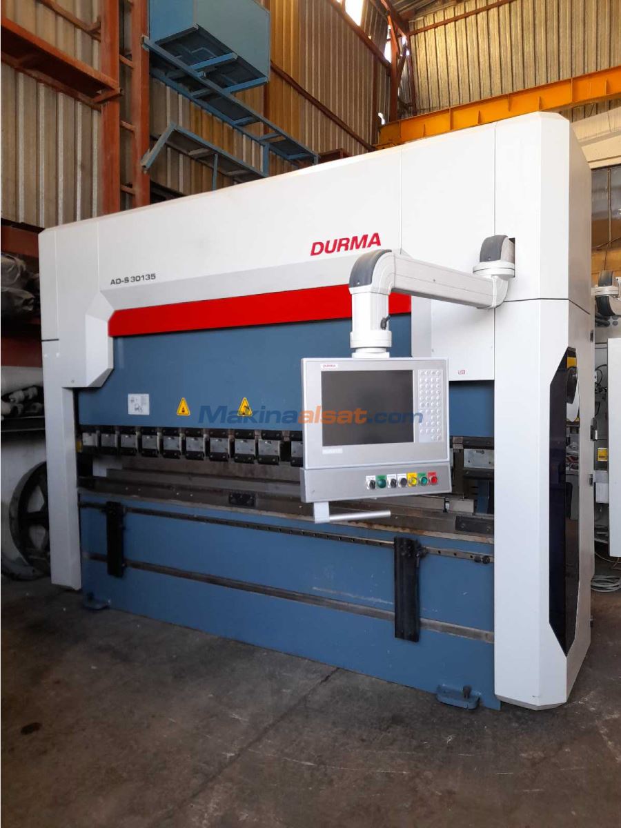 DURMA AD-S 30135 (4 EKSEN CNC) ABKANT PRES