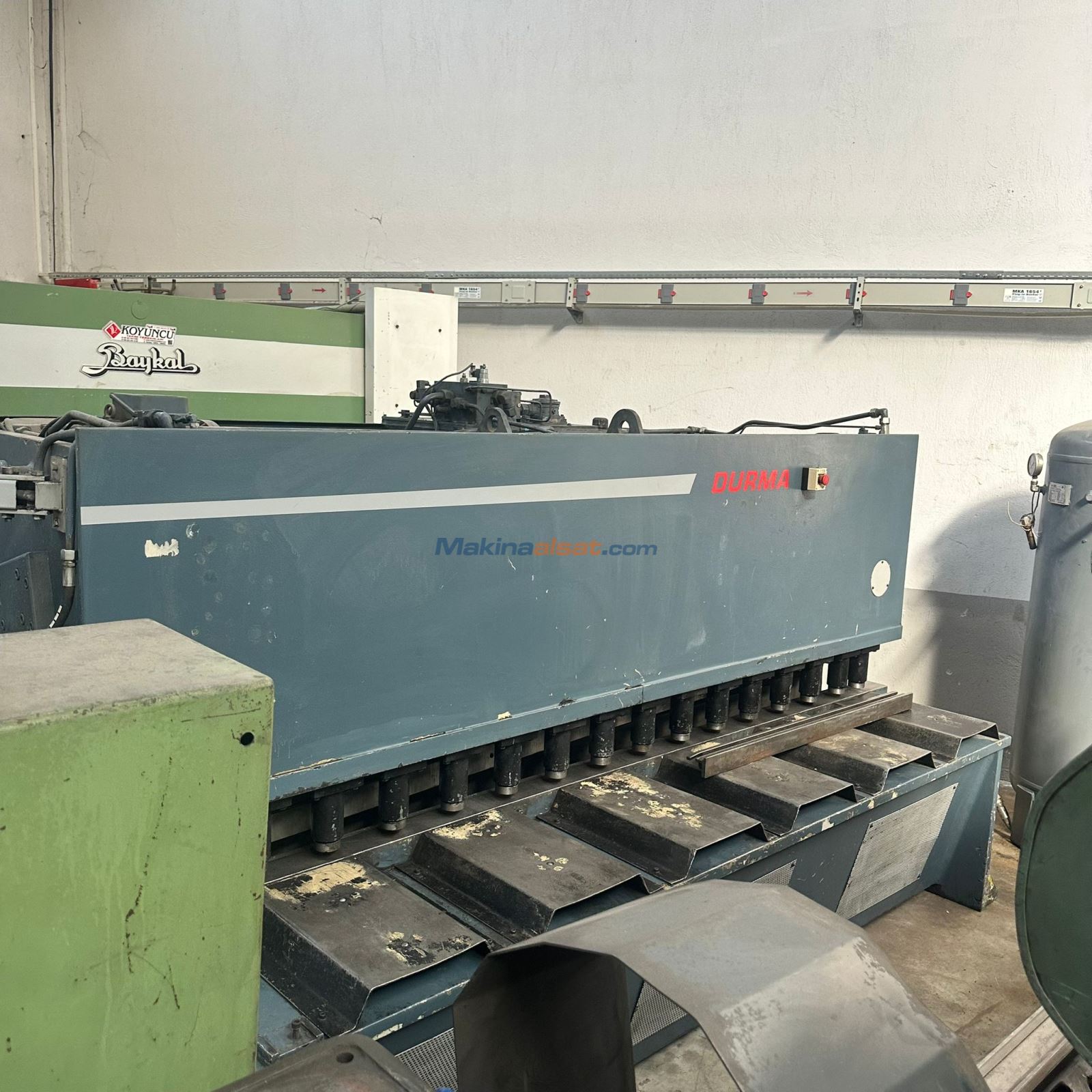 DURMAZLAR 3000 x 12 MM NC HİDROLİK GİYOTİN MAKAS