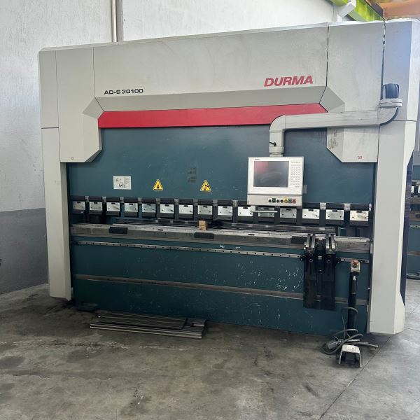 DURMAZLAR MARKA AD-S 3050 x 100 TON CNC HİDROLİK ABKANT PRES
