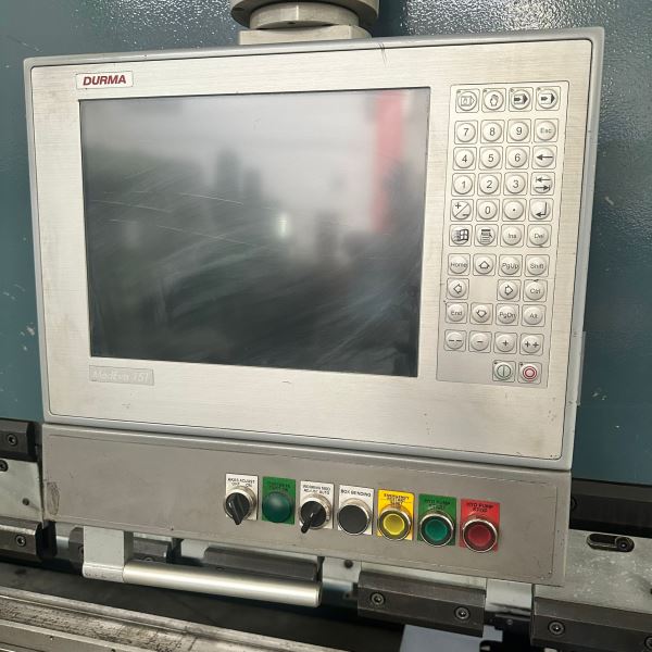 DURMAZLAR MARKA AD-S 3050 x 100 TON CNC HİDROLİK ABKANT PRES
