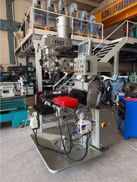SIFIRDAN FARKSIZ DİJİTALLİ FİRST LC-185VN-B KALIPÇI FREZE
