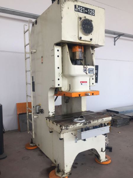 Shangai 125 Ton Eksantrik Pres